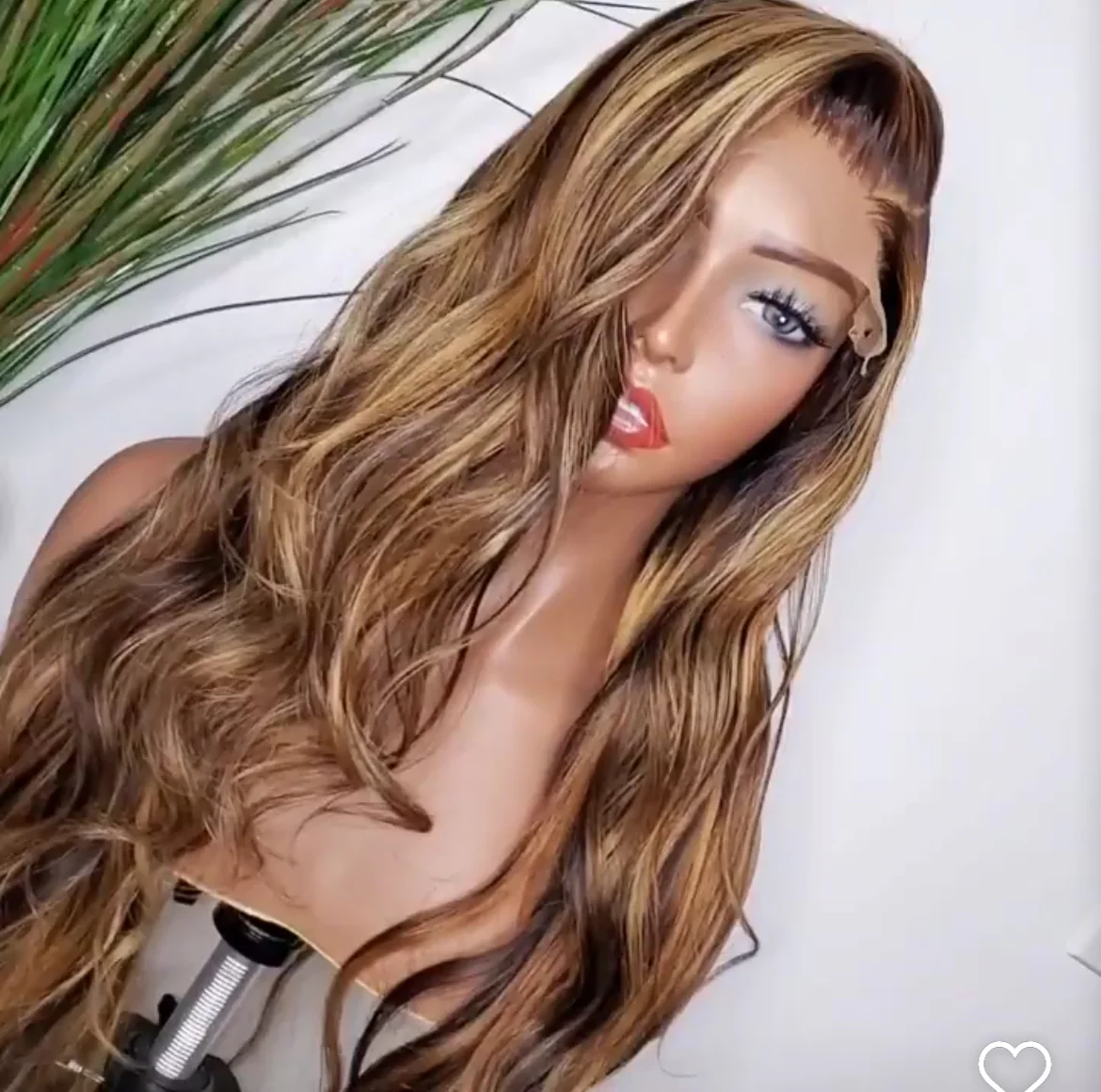 IT GIRL - Image 3